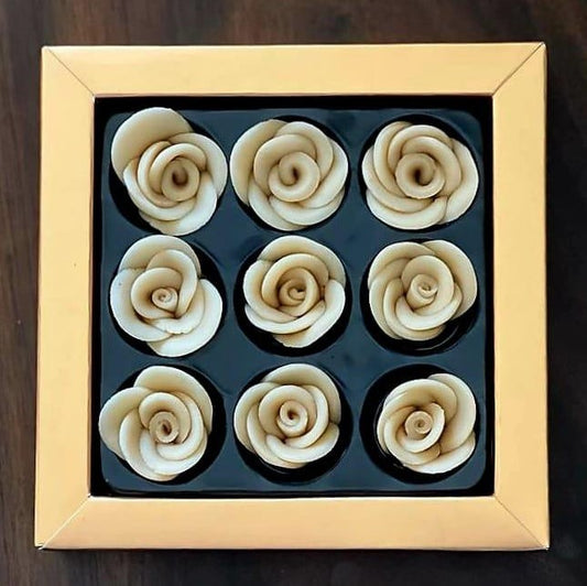 Marzipan flowers